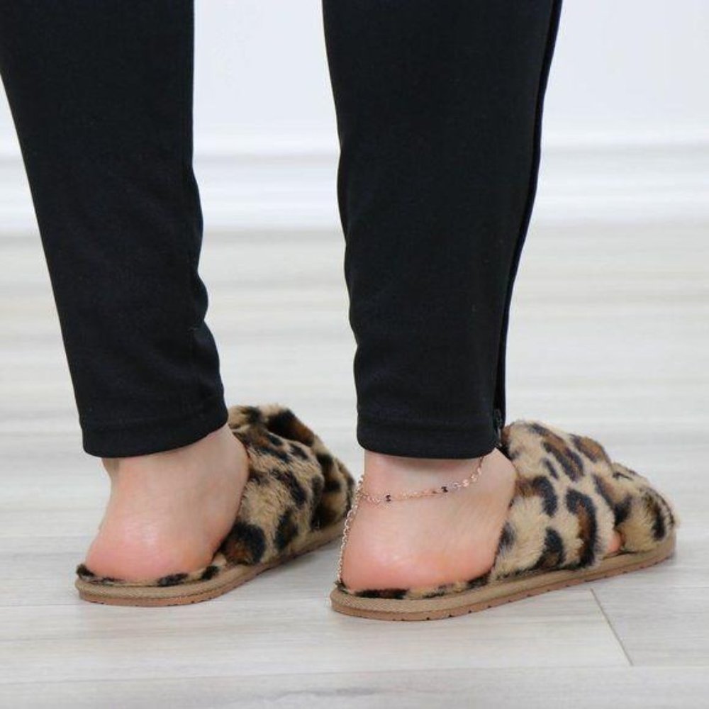 Leopard Fuzzy Furry Criss Cross Sandal Sliders - Picture 10 of 14